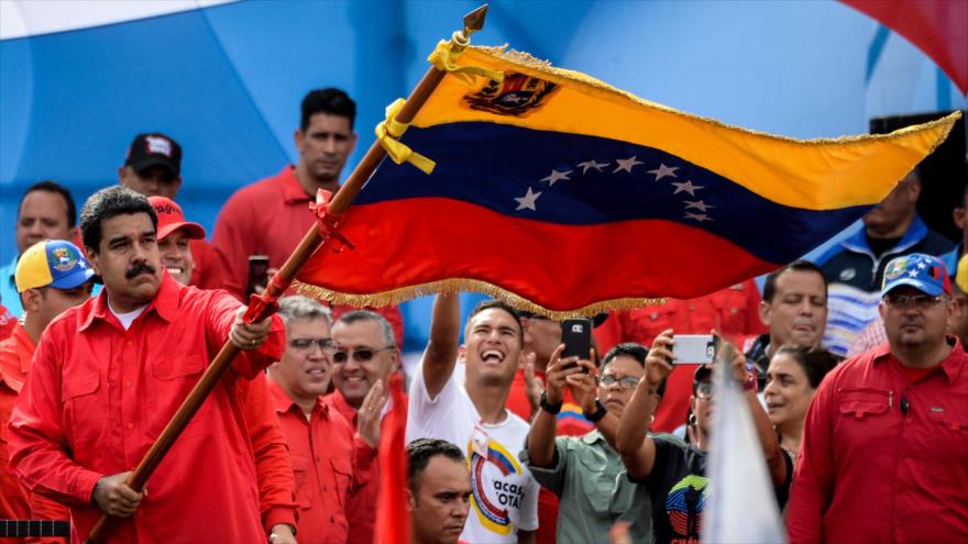 maduro-bandera