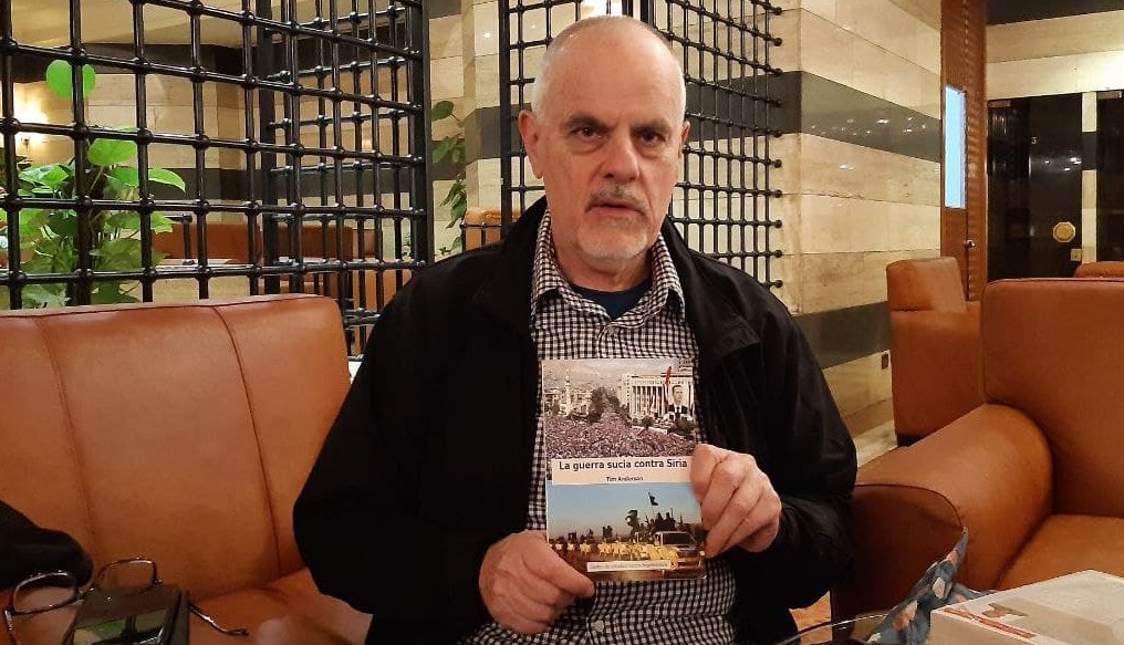 tim-anderson-escritor-australiano