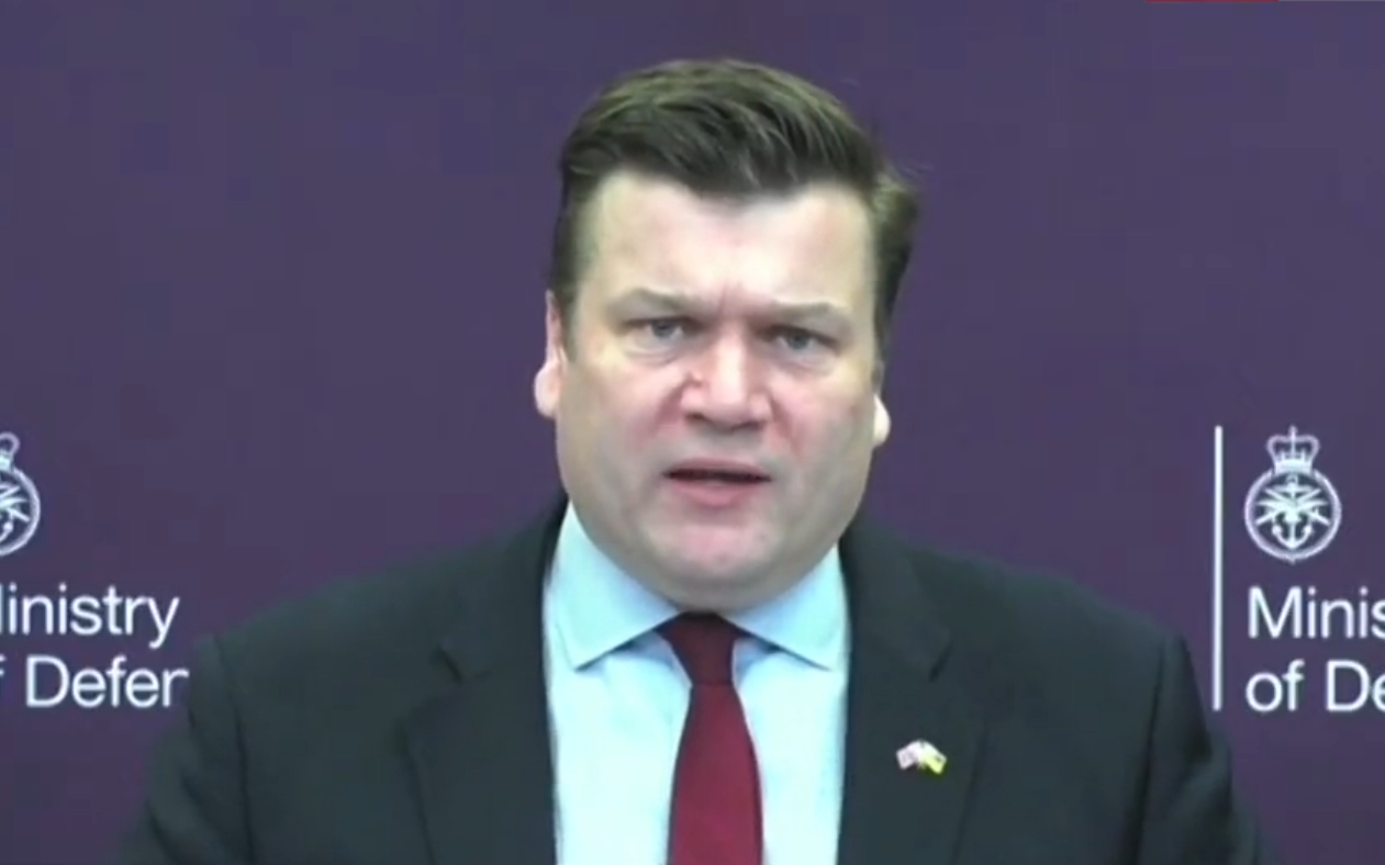El ministro de las Fuerzas Armadas de Gran Bretaña, James Heappey