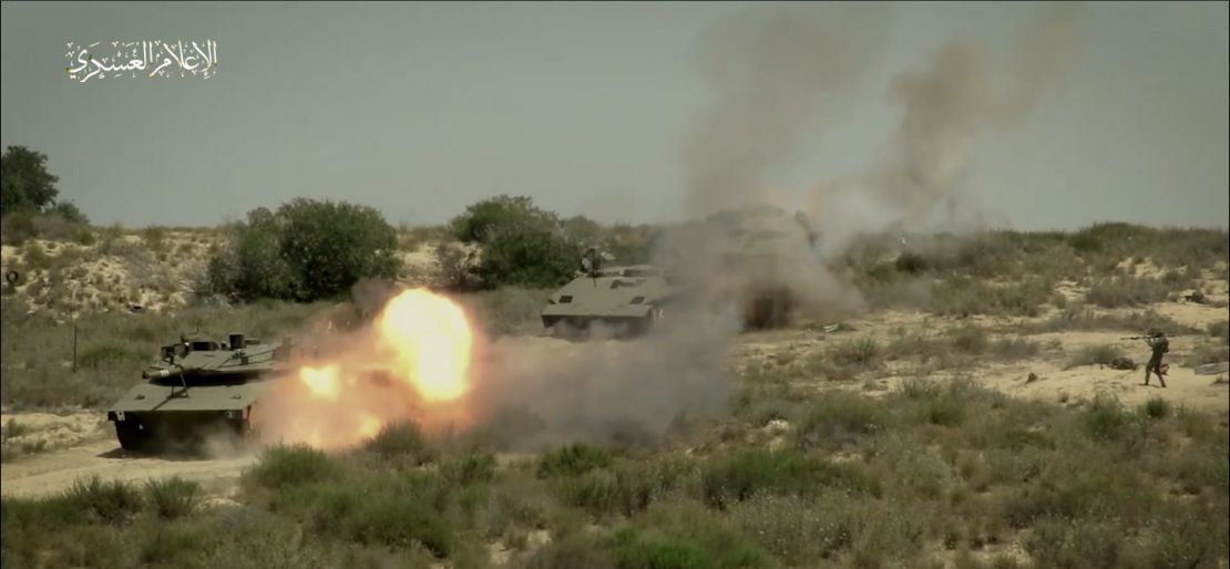 Ataques a tanques y blindados israelíes en Gaza