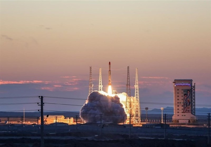 satelite-iran-fakhr-1-lanzamiento