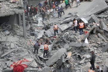 Bombardeos israelíes en el barrio de Shuyaiya