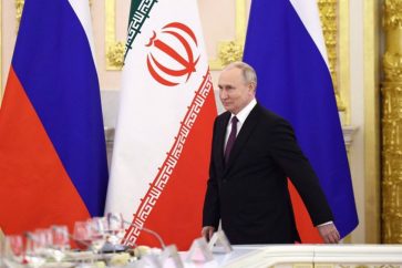 putin-banderas-rusa-irani