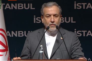 El ministro de Relaciones Exteriores de Irán, Abbas Araghchi, durante una conferencia de prensa en Estambul (22 de junio de 2025)