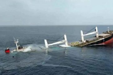 Hundimiento del barco Eternity Sea