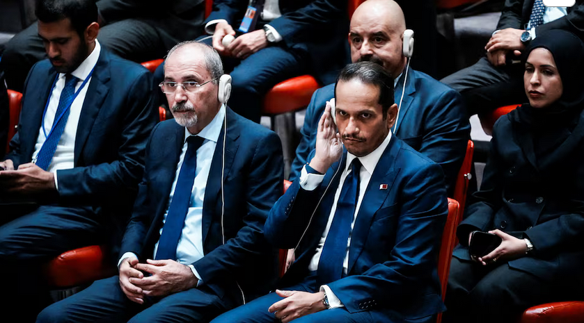 El primer ministro y ministro de Asuntos Exteriores de Qatar, sheij Mohammed bin Abdulrahman bin Jassim Al-Thani, asiste a una reunión de emergencia del Consejo de Seguridad de las Naciones Unidas, tras un ataque israelí contra los líderes de Hamas en Doha, Qatar / el 11 de septiembre de 2025. REUTERS/Eduardo Munoz