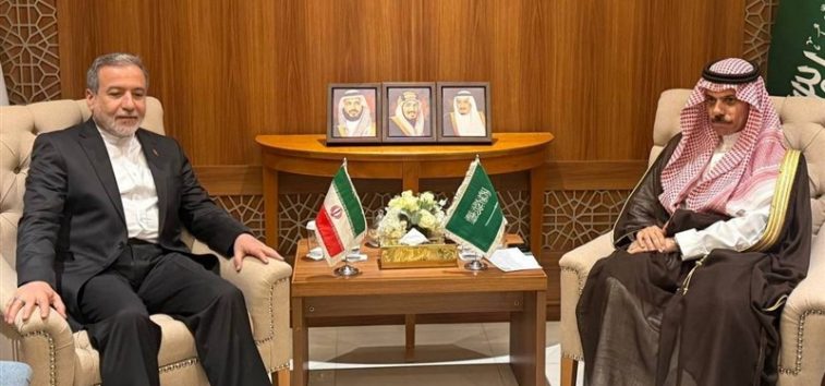  <a href="https://es-archive.almanartv.com.lb/1335908">Ministros de Relaciones Exteriores de Irán y Arabia Saudí discuten acontecimientos regionales</a>